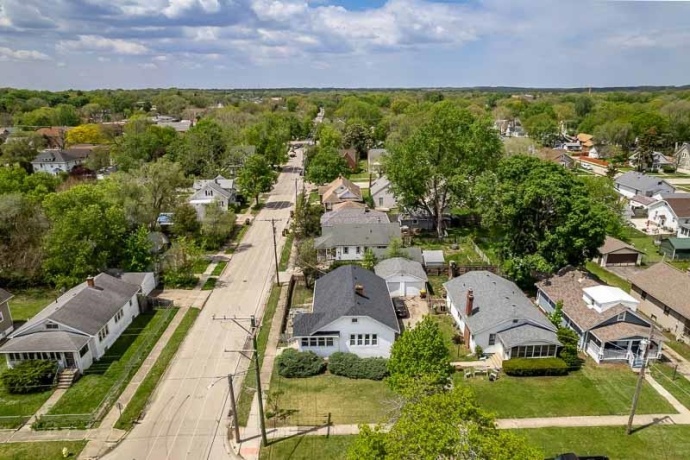 1602 Price, ROCKFORD, Illinois 61103, 3 Bedrooms Bedrooms, ,1 BathroomBathrooms,House,For Sale,Price,202602928