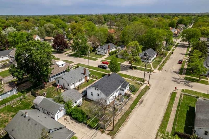 1602 Price, ROCKFORD, Illinois 61103, 3 Bedrooms Bedrooms, ,1 BathroomBathrooms,House,For Sale,Price,202602928