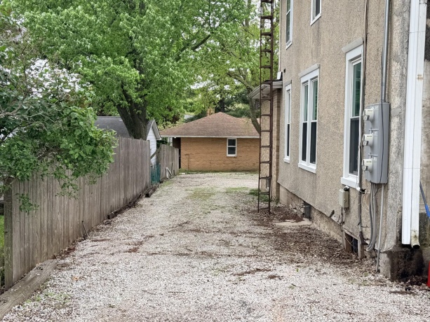 304 Pontiac, Tonica, Illinois 61370, ,3 - 4 Units,For Sale,Pontiac,202602931