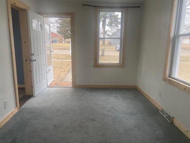 215 5th, SPRING VALLEY, Illinois 61362, 2 Bedrooms Bedrooms, ,1 BathroomBathrooms,House,For Sale,5th,202601128