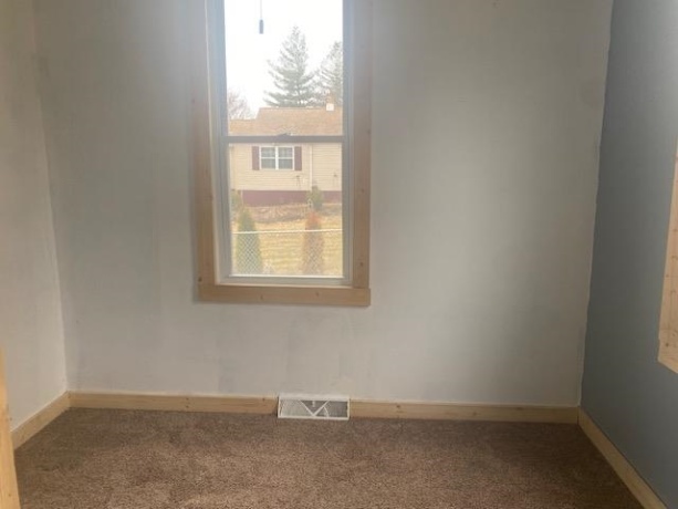 215 5th, SPRING VALLEY, Illinois 61362, 2 Bedrooms Bedrooms, ,1 BathroomBathrooms,House,For Sale,5th,202601128