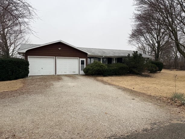 815 Walnut, Oglesby, Illinois 61348, 3 Bedrooms Bedrooms, ,2 BathroomsBathrooms,House,For Sale,Walnut,202601202