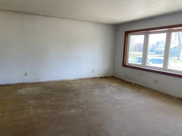 2135 13th, Peru, Illinois 61354, 3 Bedrooms Bedrooms, ,1 BathroomBathrooms,House,For Sale,13th,202601601