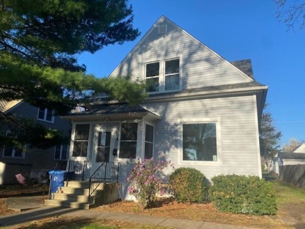 1145 Marquette, LaSalle, Illinois 61301, 3 Bedrooms Bedrooms, ,2 BathroomsBathrooms,House,For Sale,Marquette,202601850