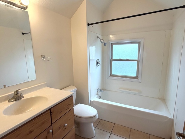 1408 Creve Coeur, LaSalle, Illinois 61301, 3 Bedrooms Bedrooms, ,2 BathroomsBathrooms,House,For Sale,Creve Coeur,202601874