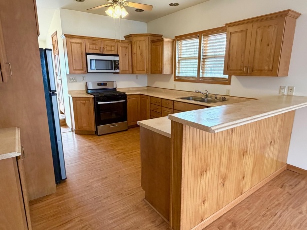1408 Creve Coeur, LaSalle, Illinois 61301, 3 Bedrooms Bedrooms, ,2 BathroomsBathrooms,House,For Sale,Creve Coeur,202601874