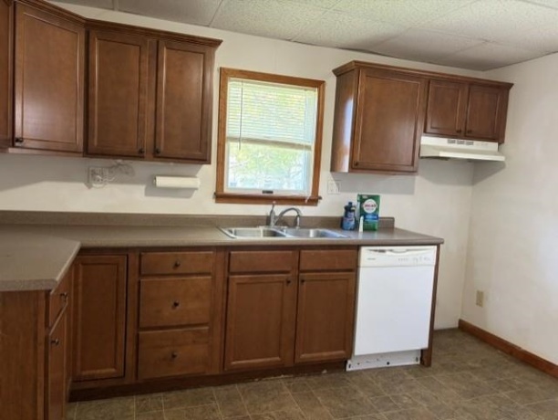 1105 Hennepin, LaSalle, Illinois 61301, 2 Bedrooms Bedrooms, ,1 BathroomBathrooms,House,For Sale,Hennepin,202602762