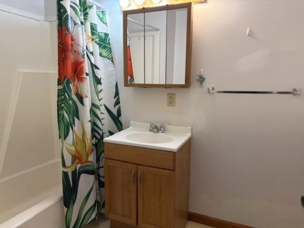 1105 Hennepin, LaSalle, Illinois 61301, 2 Bedrooms Bedrooms, ,1 BathroomBathrooms,House,For Sale,Hennepin,202602762