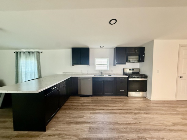 2705 St Vincent, LaSalle, Illinois 61301, 3 Bedrooms Bedrooms, ,2 BathroomsBathrooms,House,For Sale,St Vincent,202602817