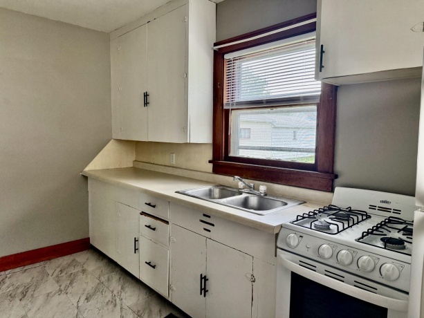1352 Crosat, LaSalle, Illinois 61301, 2 Bedrooms Bedrooms, ,1 BathroomBathrooms,House,For Sale,Crosat,202602878