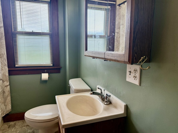 1352 Crosat, LaSalle, Illinois 61301, 2 Bedrooms Bedrooms, ,1 BathroomBathrooms,House,For Sale,Crosat,202602878