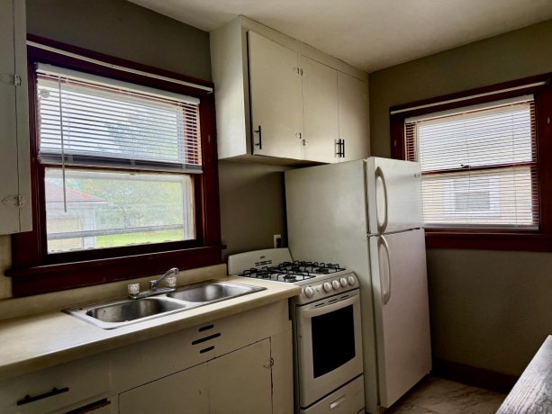 1352 Crosat, LaSalle, Illinois 61301, 2 Bedrooms Bedrooms, ,1 BathroomBathrooms,House,For Sale,Crosat,202602878