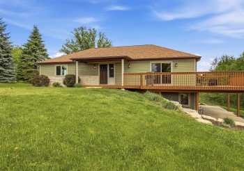 2 Concord, GALENA, Illinois 61036, 3 Bedrooms Bedrooms, ,2 BathroomsBathrooms,House,For Sale,Concord,202602935
