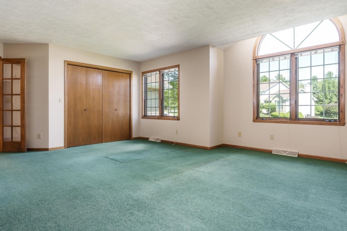 1350 Featherstone, ROCKFORD, Illinois 61107, 3 Bedrooms Bedrooms, ,3 BathroomsBathrooms,House,For Sale,Featherstone,202602936