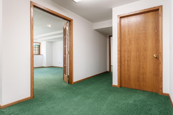 1350 Featherstone, ROCKFORD, Illinois 61107, 3 Bedrooms Bedrooms, ,3 BathroomsBathrooms,House,For Sale,Featherstone,202602936