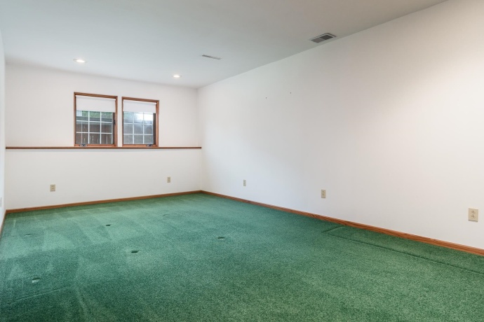 1350 Featherstone, ROCKFORD, Illinois 61107, 3 Bedrooms Bedrooms, ,3 BathroomsBathrooms,House,For Sale,Featherstone,202602936