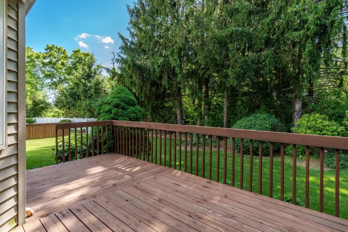 1350 Featherstone, ROCKFORD, Illinois 61107, 3 Bedrooms Bedrooms, ,3 BathroomsBathrooms,House,For Sale,Featherstone,202602936