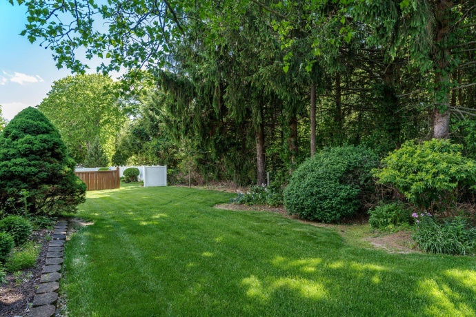 1350 Featherstone, ROCKFORD, Illinois 61107, 3 Bedrooms Bedrooms, ,3 BathroomsBathrooms,House,For Sale,Featherstone,202602936