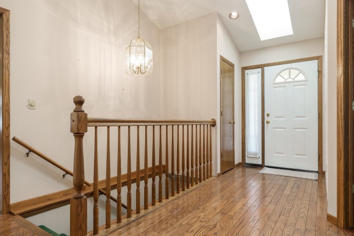 1350 Featherstone, ROCKFORD, Illinois 61107, 3 Bedrooms Bedrooms, ,3 BathroomsBathrooms,House,For Sale,Featherstone,202602936