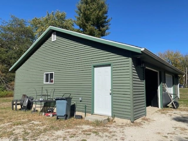 7 Clearwater, Putnam, Illinois 61560, 4 Bedrooms Bedrooms, ,1 BathroomBathrooms,House,For Sale,Clearwater,202503370