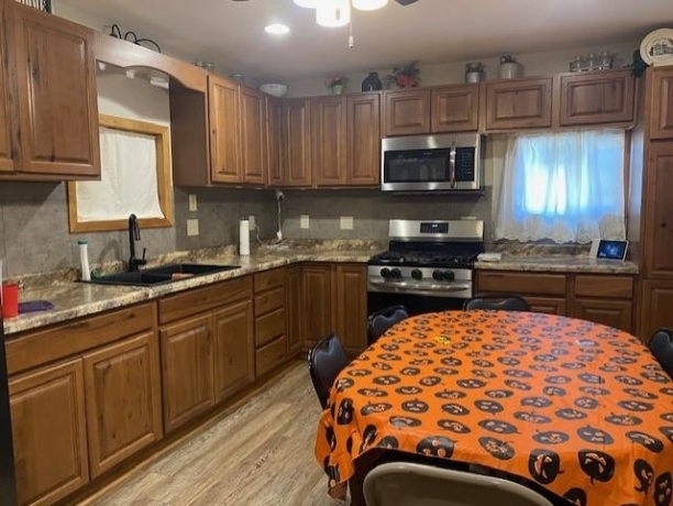 7 Clearwater, Putnam, Illinois 61560, 4 Bedrooms Bedrooms, ,1 BathroomBathrooms,House,For Sale,Clearwater,202503370