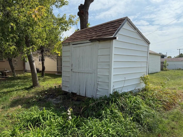 1607 Prospect, LaSalle, Illinois 61301, 3 Bedrooms Bedrooms, ,2 BathroomsBathrooms,House,For Sale,Prospect,202505686
