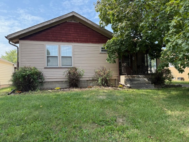 1607 Prospect, LaSalle, Illinois 61301, 3 Bedrooms Bedrooms, ,2 BathroomsBathrooms,House,For Sale,Prospect,202505686
