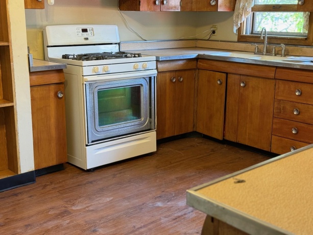 1607 Prospect, LaSalle, Illinois 61301, 3 Bedrooms Bedrooms, ,2 BathroomsBathrooms,House,For Sale,Prospect,202505686