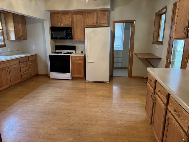 119 2nd, SPRING VALLEY, Illinois 61362, 2 Bedrooms Bedrooms, ,1 BathroomBathrooms,House,For Sale,2nd,202507286