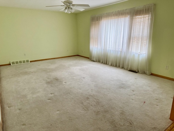 119 2nd, SPRING VALLEY, Illinois 61362, 2 Bedrooms Bedrooms, ,1 BathroomBathrooms,House,For Sale,2nd,202507286
