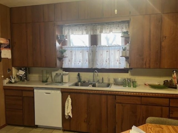 425 Dakota, SPRING VALLEY, Illinois 61362, 3 Bedrooms Bedrooms, ,1 BathroomBathrooms,House,For Sale,Dakota,202601276