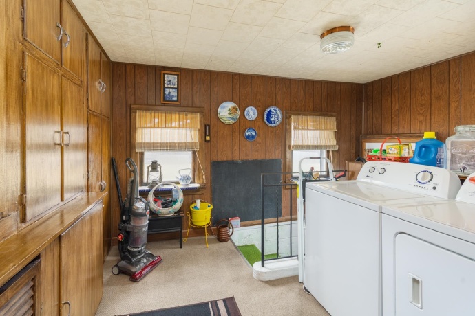 190 20th, Peru, Illinois 61354, 3 Bedrooms Bedrooms, ,1 BathroomBathrooms,House,For Sale,20th,202601344