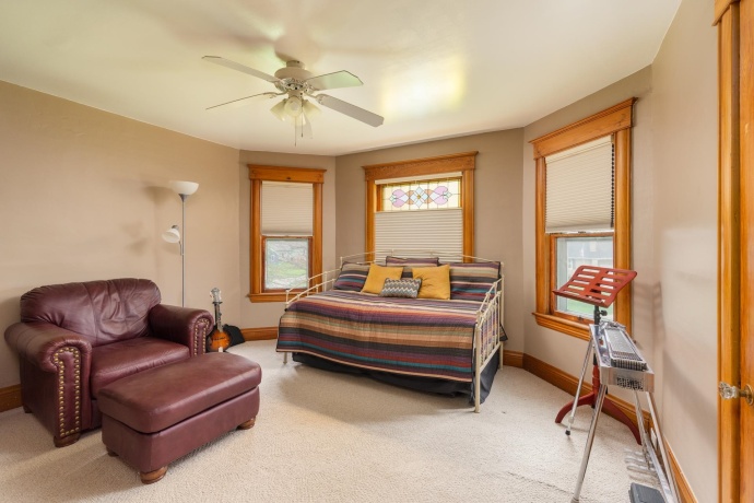 408 1st North, Wenona, Illinois 61377, 4 Bedrooms Bedrooms, ,2 BathroomsBathrooms,House,For Sale,1st North,202602094