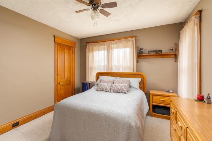408 1st North, Wenona, Illinois 61377, 4 Bedrooms Bedrooms, ,2 BathroomsBathrooms,House,For Sale,1st North,202602094