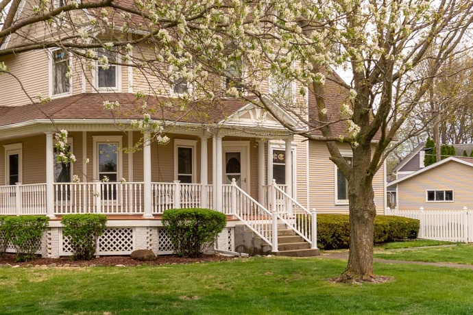 408 1st North, Wenona, Illinois 61377, 4 Bedrooms Bedrooms, ,2 BathroomsBathrooms,House,For Sale,1st North,202602094