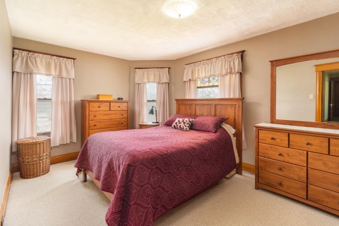 408 1st North, Wenona, Illinois 61377, 4 Bedrooms Bedrooms, ,2 BathroomsBathrooms,House,For Sale,1st North,202602094