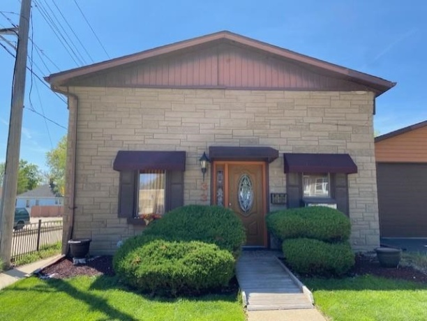 337 Creve Coeur, LaSalle, Illinois 61301, 3 Bedrooms Bedrooms, ,1 BathroomBathrooms,House,For Sale,Creve Coeur,202602315