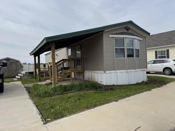 2705 St Vincents Unit #2, LaSalle, Illinois 61301, 2 Bedrooms Bedrooms, ,1 BathroomBathrooms,House,For Sale,St Vincents Unit #2,202602619