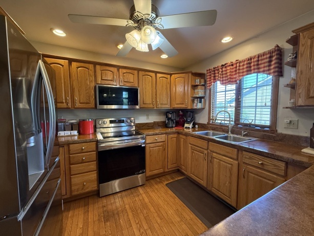 50 Mary Senica, LaSalle, Illinois 61301, 3 Bedrooms Bedrooms, ,2 BathroomsBathrooms,House,For Sale,Mary Senica,202602670