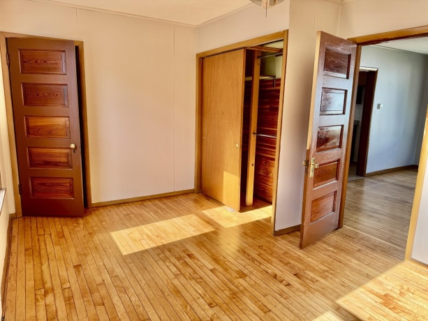 625 10th, Peru, Illinois 61354, 2 Bedrooms Bedrooms, ,1 BathroomBathrooms,House,For Sale,10th,202602753