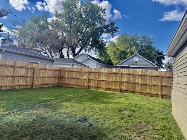 625 10th, Peru, Illinois 61354, 2 Bedrooms Bedrooms, ,1 BathroomBathrooms,House,For Sale,10th,202602753