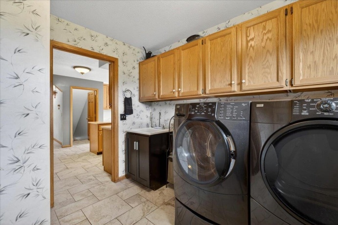 4802 Pipers Way, ROSCOE, Illinois 61073, 4 Bedrooms Bedrooms, ,2 BathroomsBathrooms,House,For Sale,Pipers Way,202602937