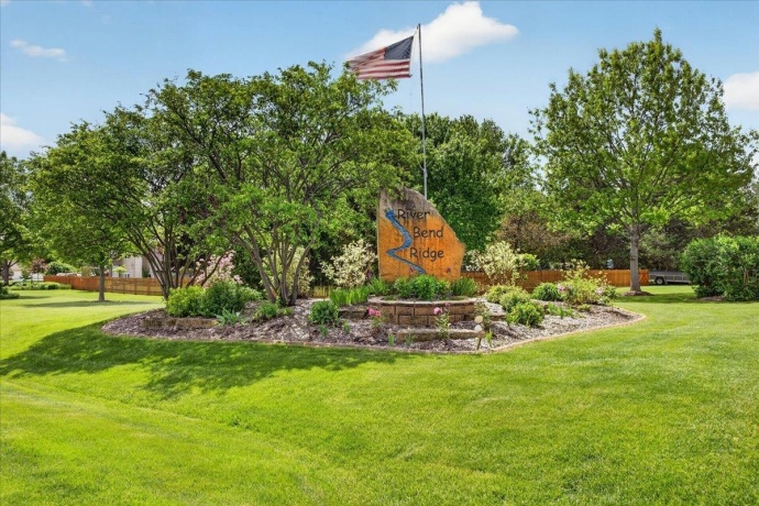 4802 Pipers Way, ROSCOE, Illinois 61073, 4 Bedrooms Bedrooms, ,2 BathroomsBathrooms,House,For Sale,Pipers Way,202602937