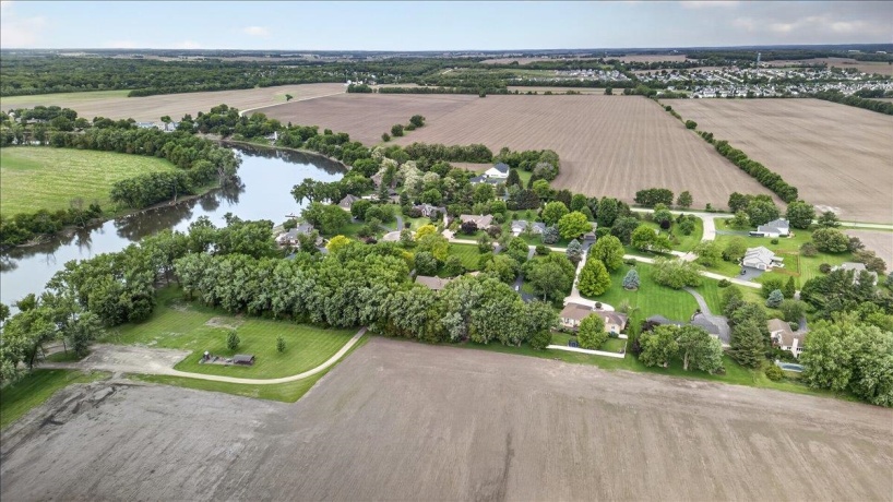 4802 Pipers Way, ROSCOE, Illinois 61073, 4 Bedrooms Bedrooms, ,2 BathroomsBathrooms,House,For Sale,Pipers Way,202602937