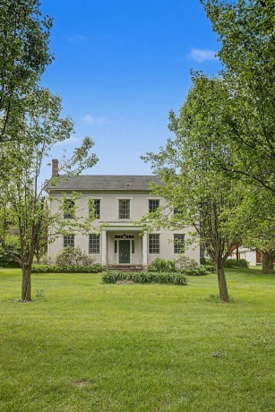 16648 US Highway 52, MOUNT CARROLL, Illinois 61053, 3 Bedrooms Bedrooms, ,2 BathroomsBathrooms,House,For Sale,US Highway 52,202602938