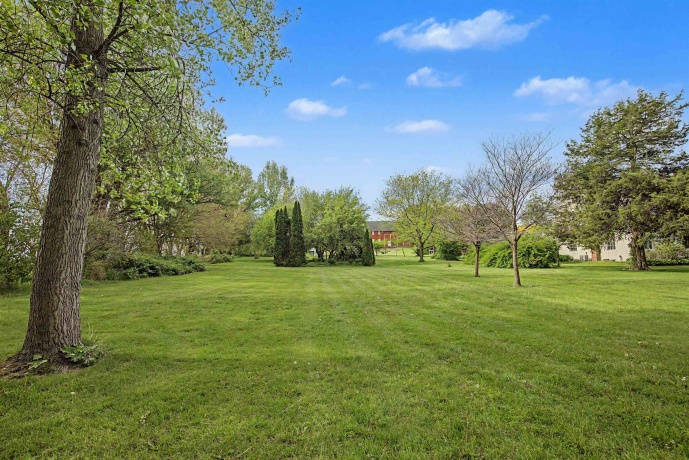 16648 US Highway 52, MOUNT CARROLL, Illinois 61053, 3 Bedrooms Bedrooms, ,2 BathroomsBathrooms,House,For Sale,US Highway 52,202602938