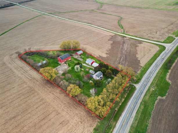 16648 US Highway 52, MOUNT CARROLL, Illinois 61053, 3 Bedrooms Bedrooms, ,2 BathroomsBathrooms,House,For Sale,US Highway 52,202602938