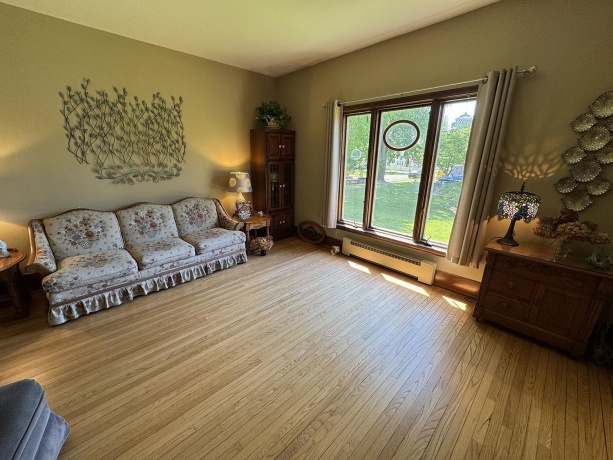 314 Plummer, Chadwick, Illinois 61014, 3 Bedrooms Bedrooms, ,2 BathroomsBathrooms,House,For Sale,Plummer,202602939