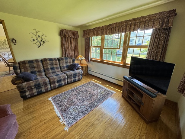 314 Plummer, Chadwick, Illinois 61014, 3 Bedrooms Bedrooms, ,2 BathroomsBathrooms,House,For Sale,Plummer,202602939
