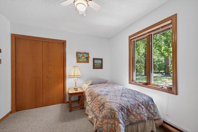 1110 White Pine, DIXON, Illinois 61021, 3 Bedrooms Bedrooms, ,2 BathroomsBathrooms,House,For Sale,White Pine,202602844